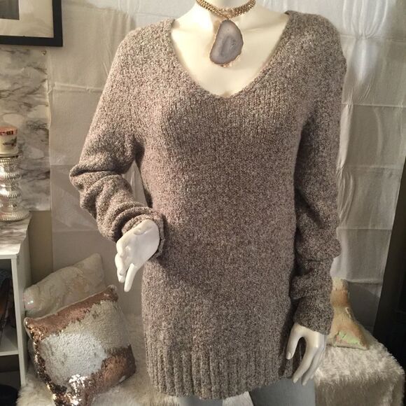 C&B Gorgeous Soft Teddy Bear Sweater! Long! - Picture 7 of 7